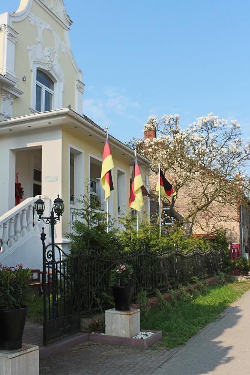 Berliner Hof Hotel Dallgow-Doeberitz Eksteriør billede